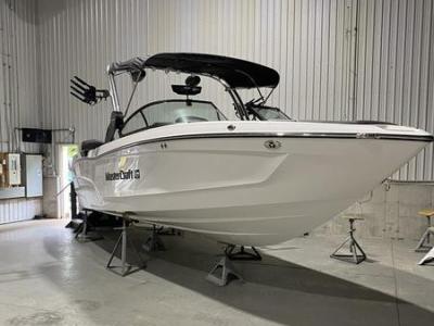 Mastercraft-XT25-LH-24120-1